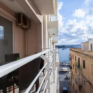 Seaside View Close To Ferries By Jl Apartament Sliema