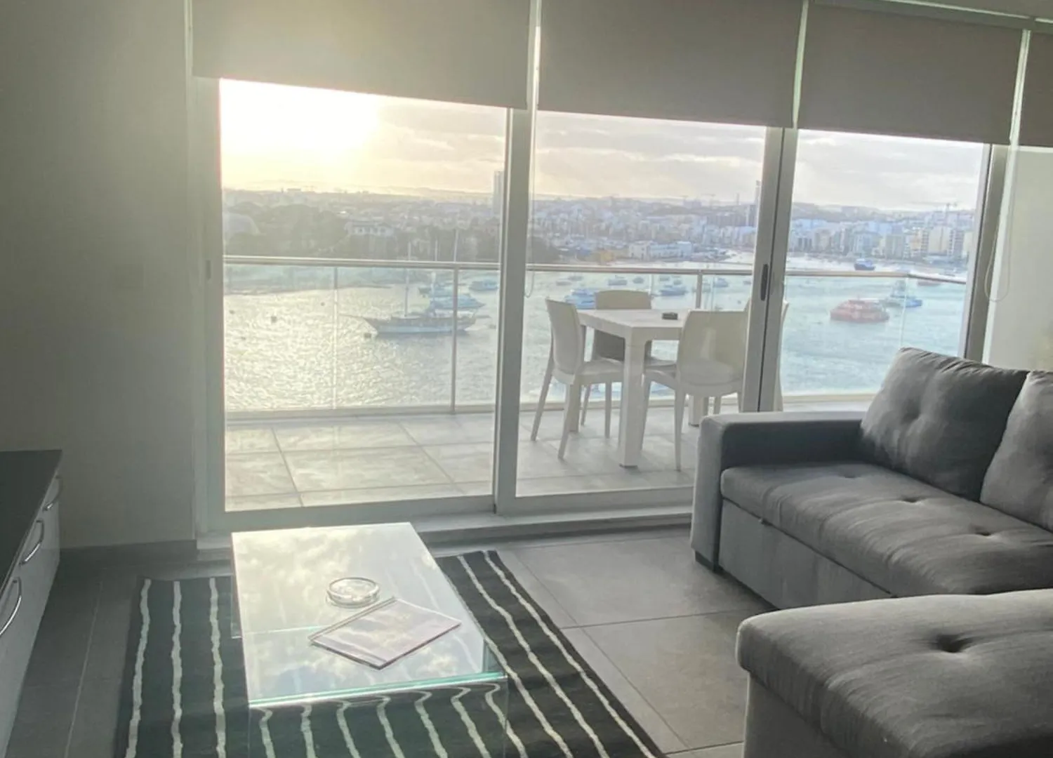 Sliema Seaview & Seafront- Apt 9, 49 Tigne Point Mansions